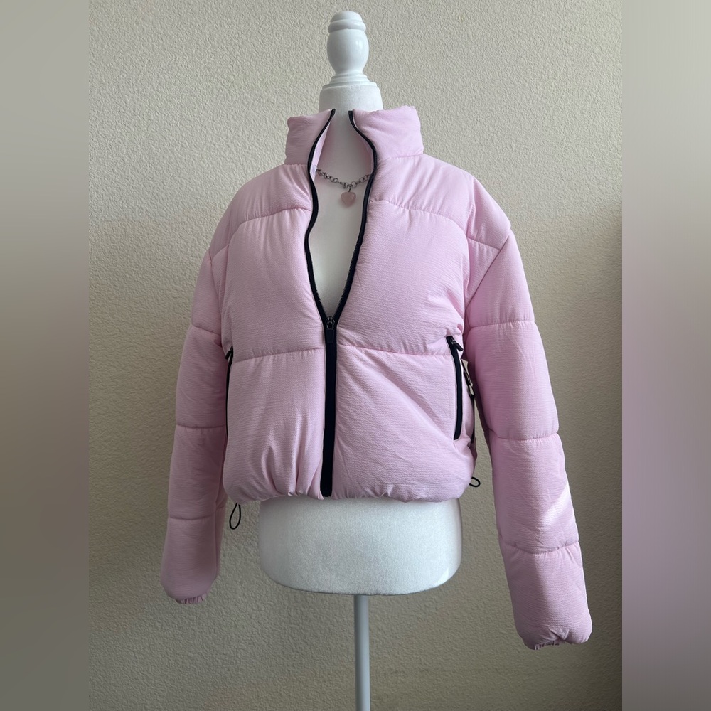 Forever 21 Light Pink Puffer Jacket 🎀